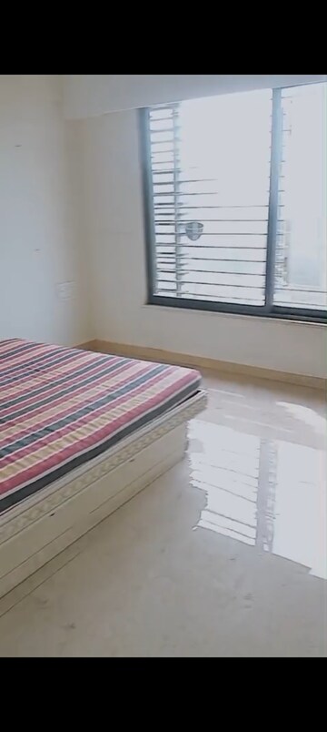 Bedroom in 2 BHK Apartment at Shivam Mamta, Andheri West – for Rent