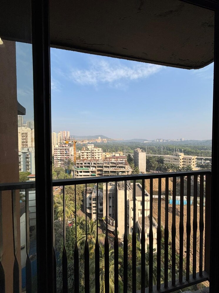 Balcony, shri-krishna-niwas 1 Bedroom 419 Sq.Ft. Apartment In Malad East Mumbai 9576574