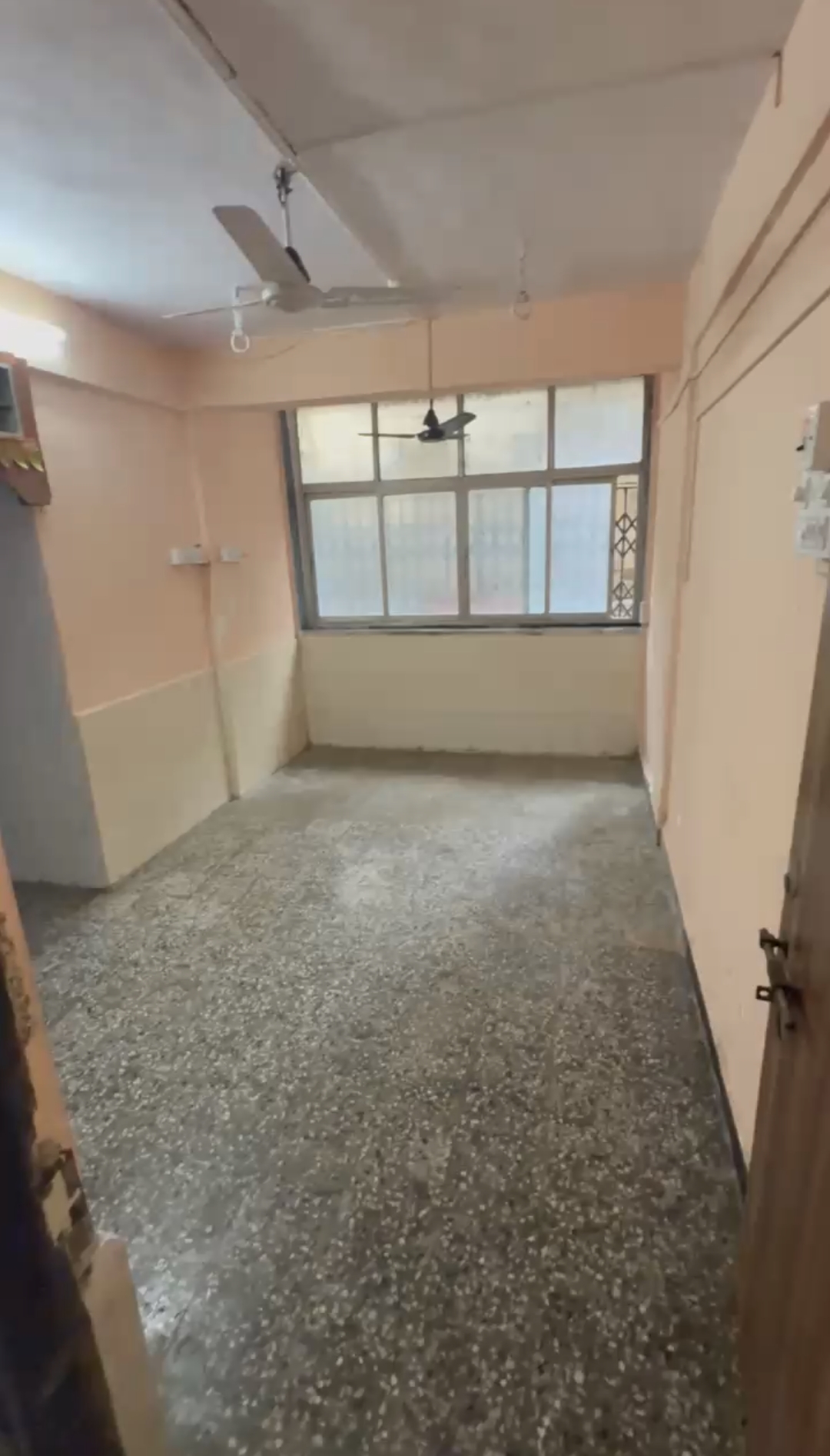 1 BHK + Extra Room 400 Sq.Ft. Apartment in Meghdoot Apartment Malad