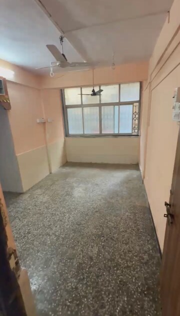 1 BHK Apartment For Rent in Meghdoot Apartment Malad, Malad East