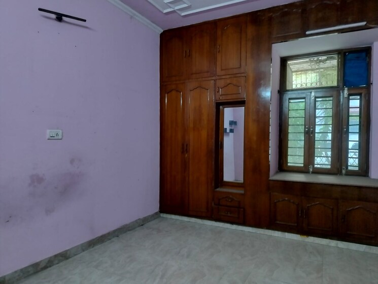 Room, rwa-jasola-sector-8-sfs-flat 2 Bedroom 1000 Sq.Ft. Apartment In Jasola Delhi 9576588