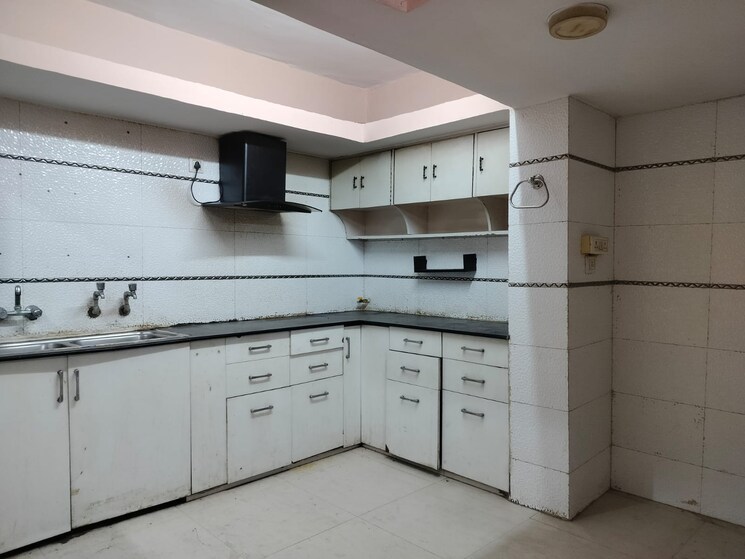 Kitchen, rwa-jasola-sector-8-sfs-flat 2 Bedroom 1000 Sq.Ft. Apartment In Jasola Delhi 9576588