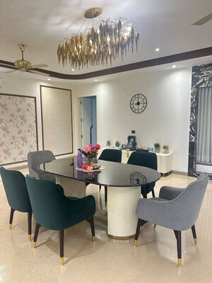 Master Bedroom in 2 BHK Apartment at Ambience Creacions, Sector 22 – for Rent