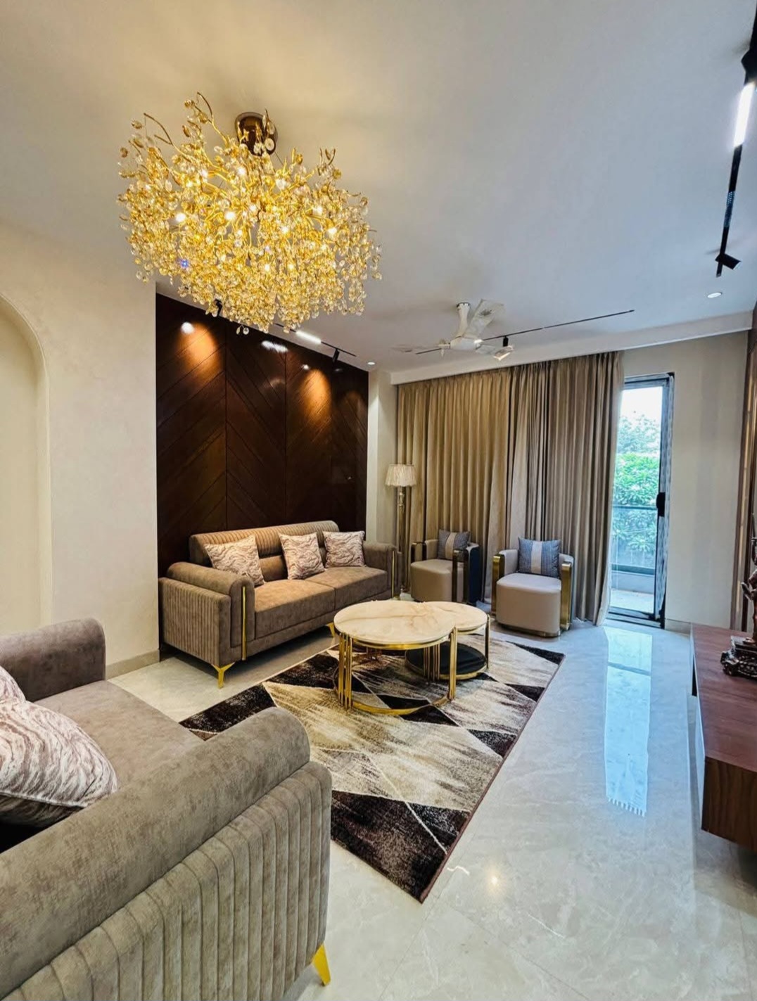 2 BHK + Pooja Room Apartment For Rent in Ambience Creacions