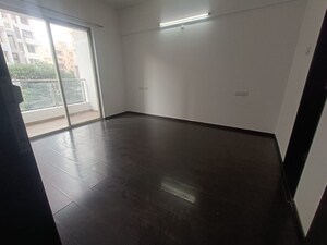 Room in 2 BHK Apartment at Kolte Patil Langston, Kharadi – for Rent