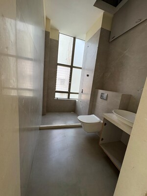 2 BHK Apartment For Sale in Zears Shiv Asthan Heights, Bandra West