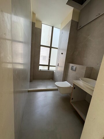 2 BHK Apartment For Sale in Zears Shiv Asthan Heights, Bandra West