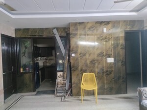 Gym in 3 BHK Builder Floor at Gulmohar Park – for Rent