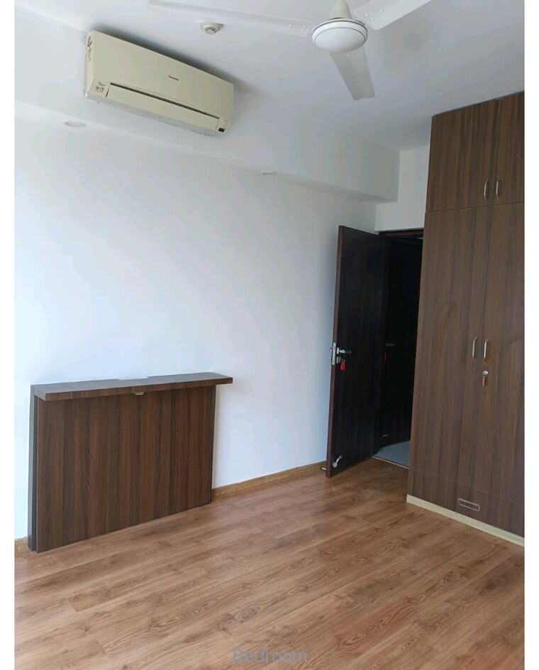 Room, m3m-escala 2.5 Bedroom 1640 Sq.Ft. Apartment In Sector 70a Gurgaon 9576656