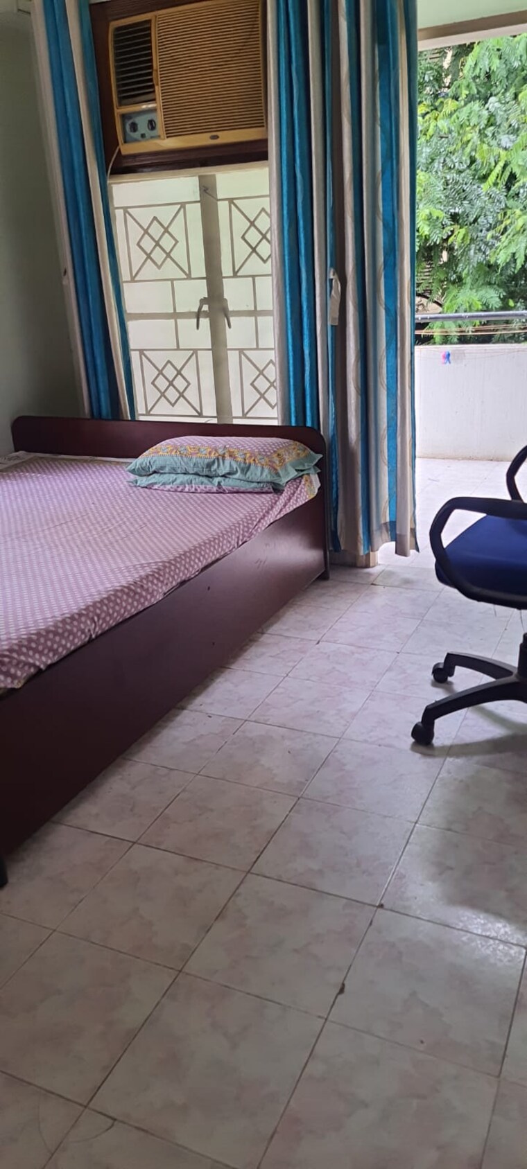 Bedroom, koregaon park 1 Bedroom 550 Sq.Ft. Apartment In Koregaon Park Pune 9576667
