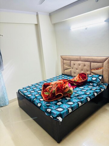 Bedroom in 3.5 BHK Apartment at Aims Golf City, Sector 75 – for Rent