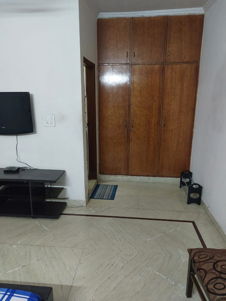 Living Room, gulmohar park 4 Bedroom 500 Sq.Yd. Builder Floor In Gulmohar Park Delhi 9576683
