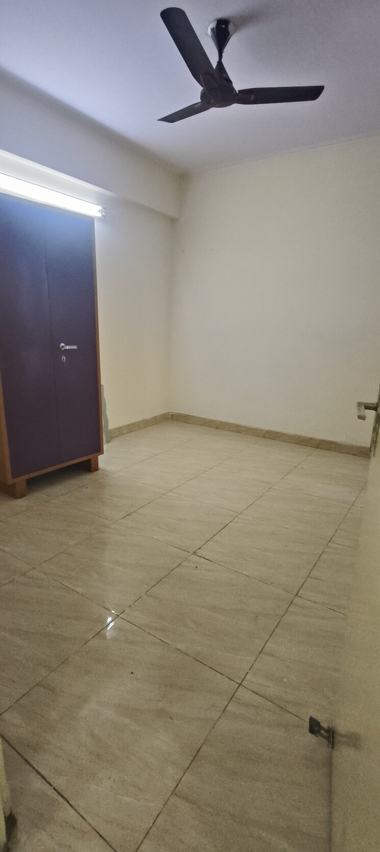 Room, gaur-city-2-14th-avenue 2 Bedroom 614 Sq.Ft. Apartment In Sector 16c Greater Noida Greater Noida 9576686