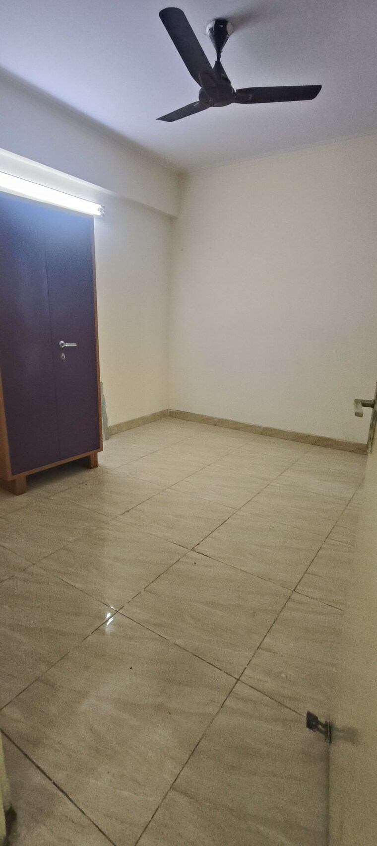 Room, gaur-city-2-14th-avenue 2 Bedroom 614 Sq.Ft. Apartment In Sector 16c Greater Noida Greater Noida 9576686