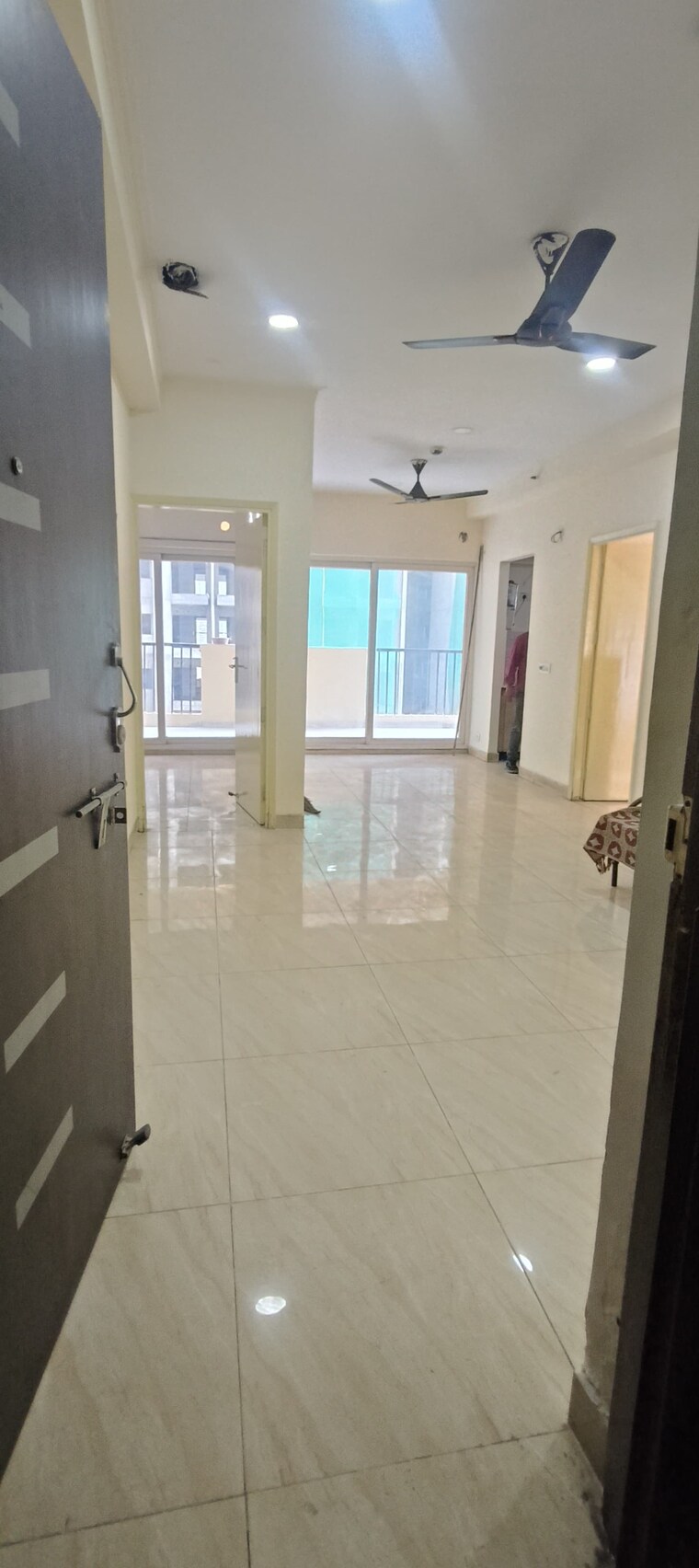 Bathroom, gaur-city-2-14th-avenue 2 Bedroom 614 Sq.Ft. Apartment In Sector 16c Greater Noida Greater Noida 9576686
