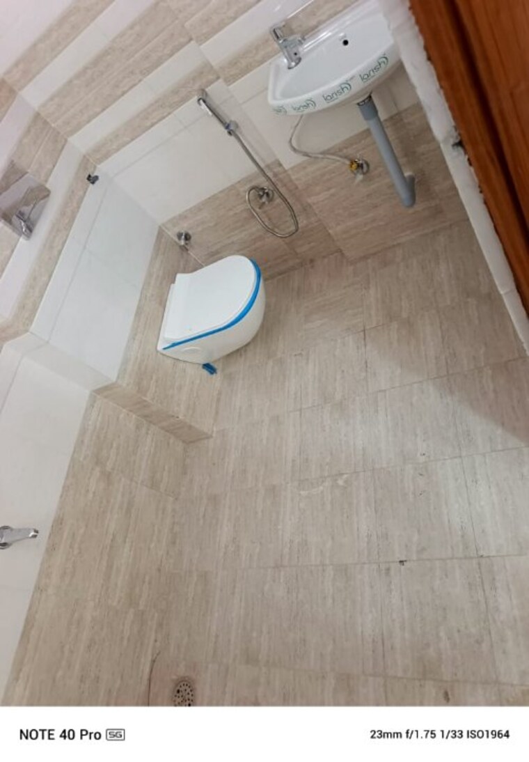 Bathroom, anukampa-platina-terraces 3 Bedroom 1500 Sq.Ft. Apartment In Mansarovar Jaipur 9576674