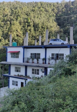 6+ BHK Independent House – Exterior View View at Tara Devi - for Sale