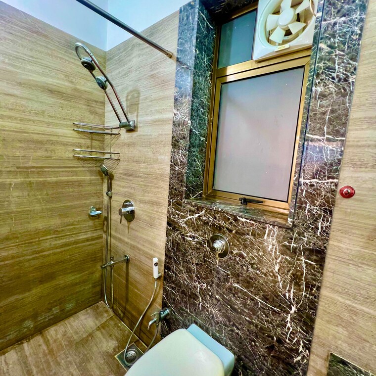 Bathroom, kalpataru-aura 2.5 Bedroom 900 Sq.Ft. Apartment In Kurla West Mumbai 9576698