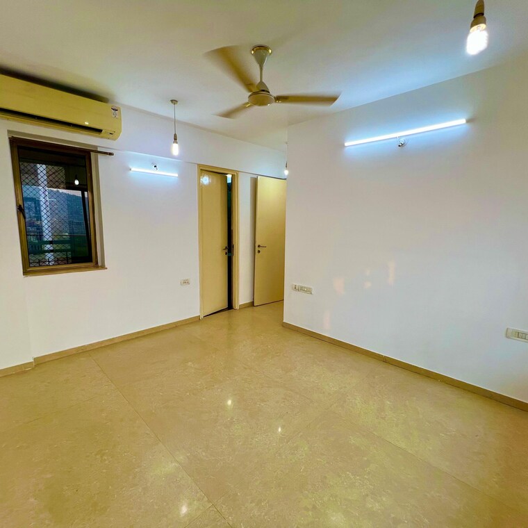 Room, kalpataru-aura 2.5 Bedroom 900 Sq.Ft. Apartment In Kurla West Mumbai 9576698