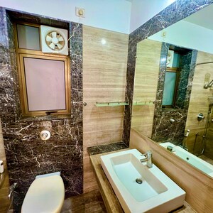 Furnished Amenities in 2.5 BHK Apartment at Kalpataru Aura, Kurla West – for Rent