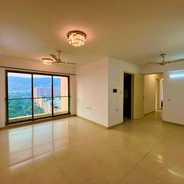 2.5 BHK Apartment For Rent in Kalpataru Aura, Kurla West