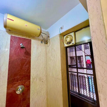 Bedroom in 2.5 BHK Apartment at Kalpataru Aura, Kurla West – for Rent