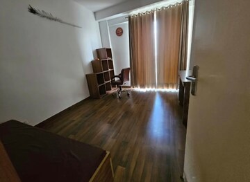 Furnished Amenities in 3 BHK Apartment at Conscient Heritage Max, Sector 102 – for Rent