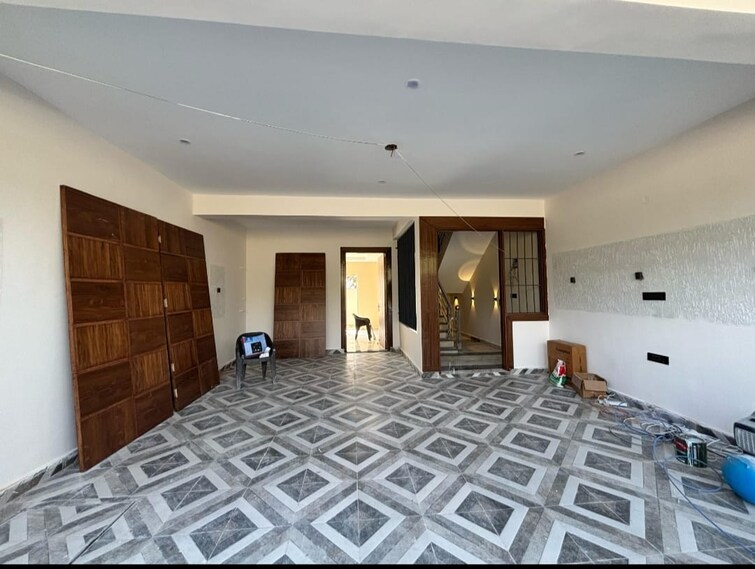 Bedroom, sahastradhara road 4 Bedroom 2400 Sq.Ft. Independent House In Sahastradhara Road Dehradun 9576731