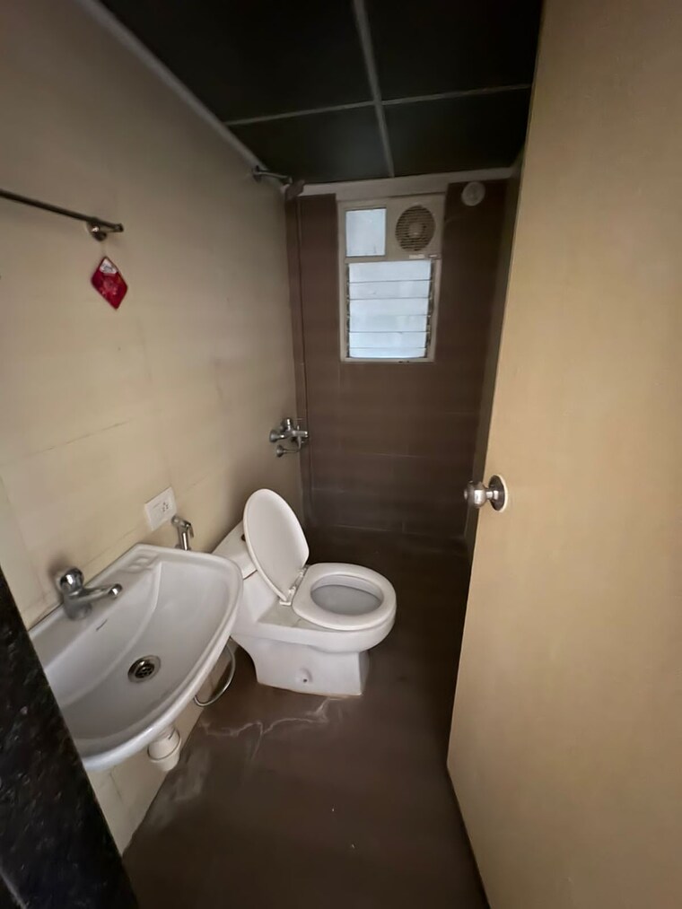 Bathroom, rachana-bella-casa 3 Bedroom 1166 Sq.Ft. Apartment In Baner Pune 9576730