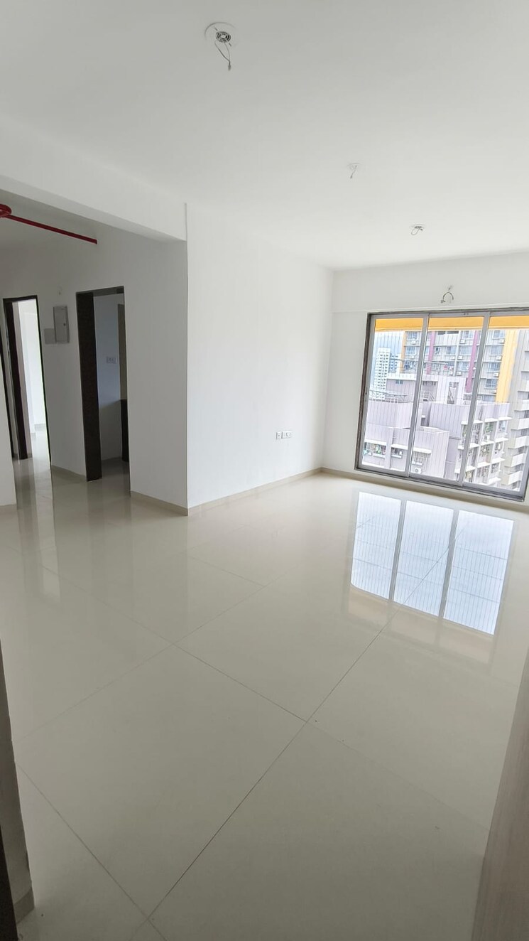 Room, avant-hillway 1 Bedroom 365 Sq.Ft. Apartment In Goregaon East Mumbai 9573501