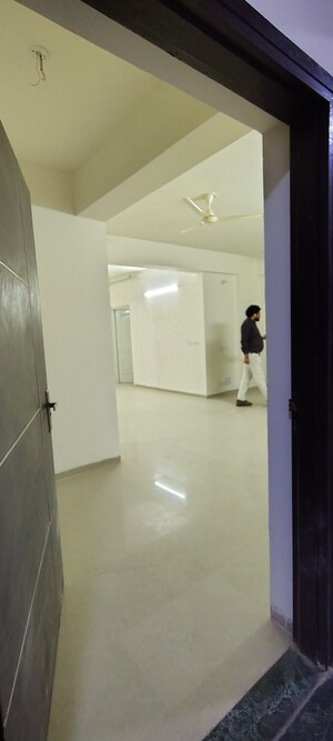 Master Bedroom in 3 BHK Apartment at Shri Radha Sky Park, Sector 16b Greater Noida – for Rent