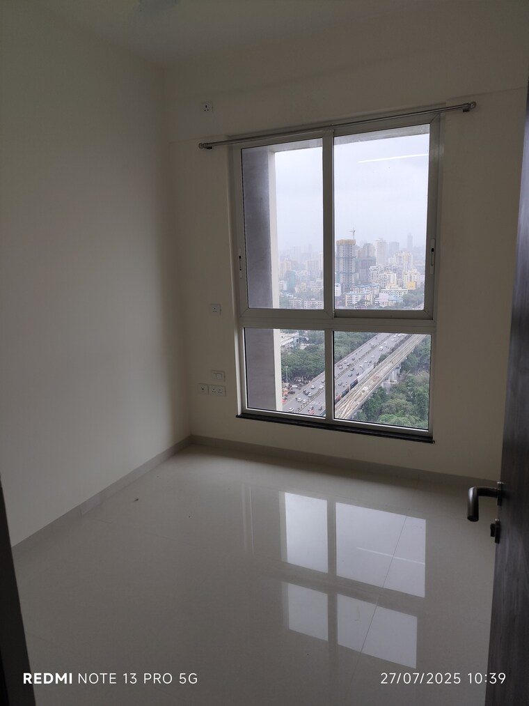 Room, sheth-zuri 2 Bedroom 517 Sq.Ft. Apartment In Laxmi Nagar Thane 9576743