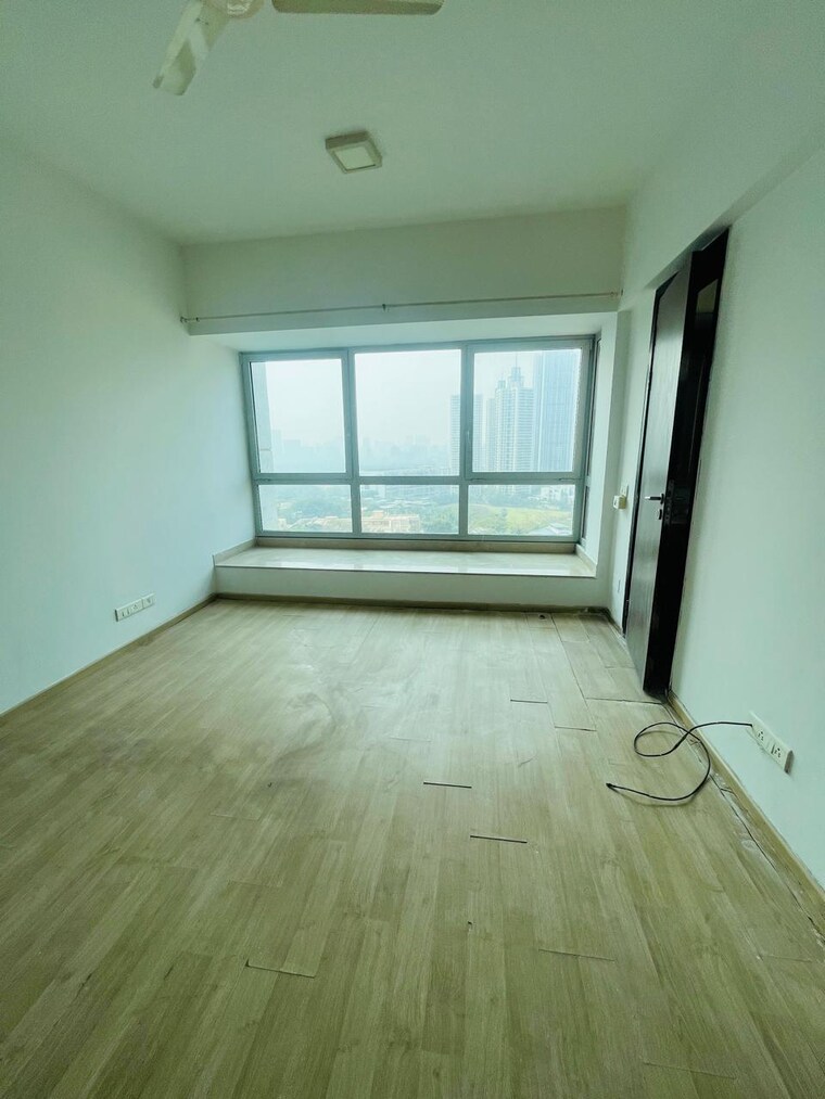 Room, db-woods 4 Bedroom 2200 Sq.Ft. Apartment In Goregaon East Mumbai 9571592