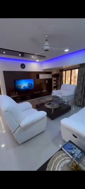 3 BHK Apartment For Rent in Dheeraj Gaurav Heights, Jogeshwari West