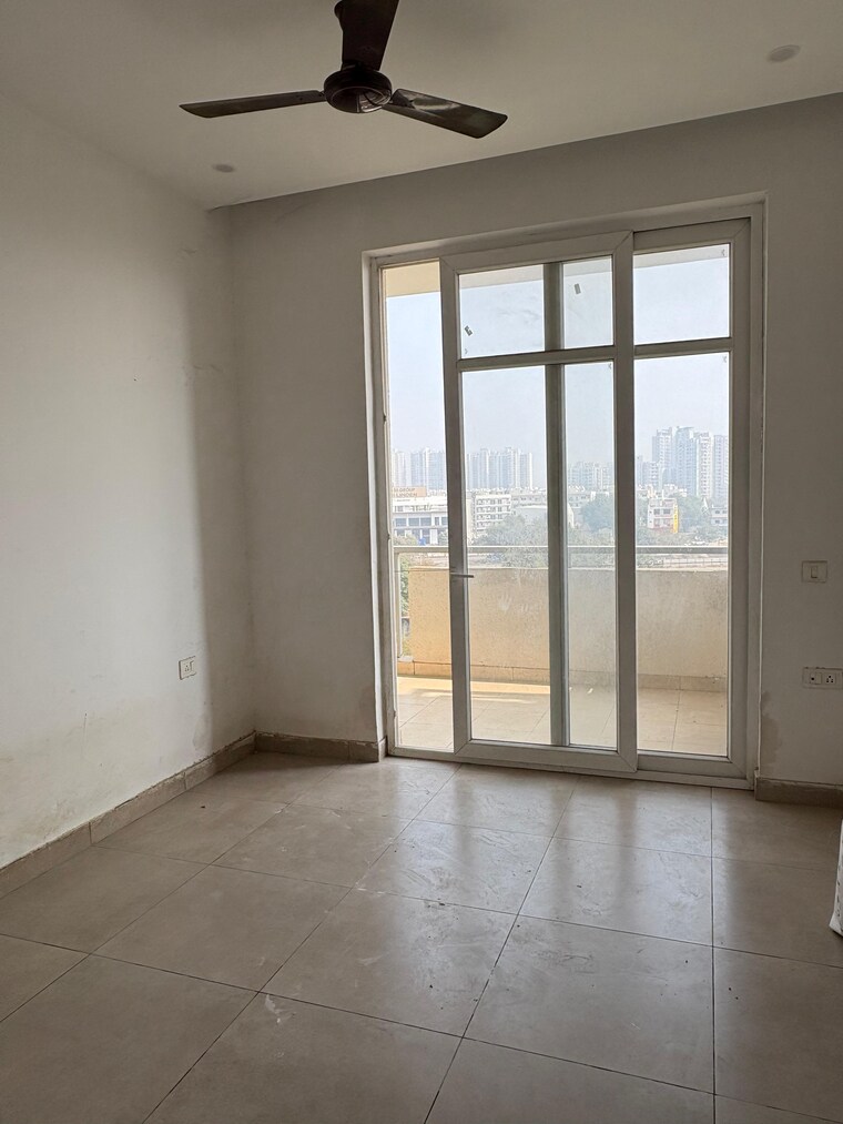 Room, ss-the-leaf 4 Bedroom 3950 Sq.Ft. Apartment In Sector 85 Gurgaon 9576766