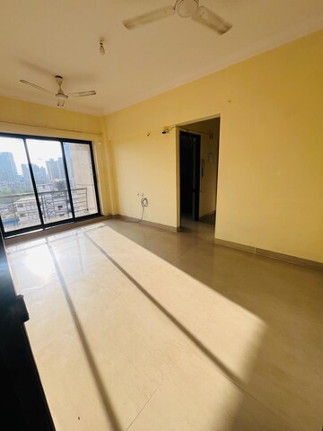 Room in 2 BHK Apartment at K Raheja Raheja Residency, Malad East – for Rent