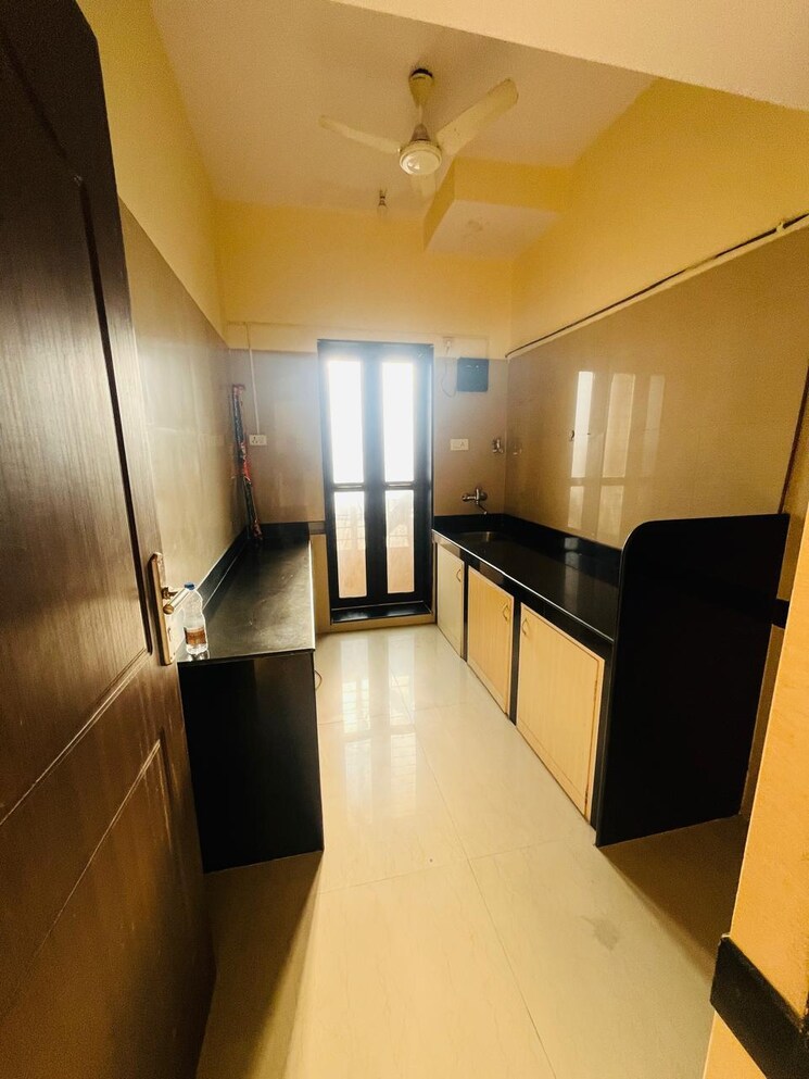 Kitchen, k-raheja-raheja-residency 2 Bedroom 950 Sq.Ft. Apartment In Malad East Mumbai 9570954
