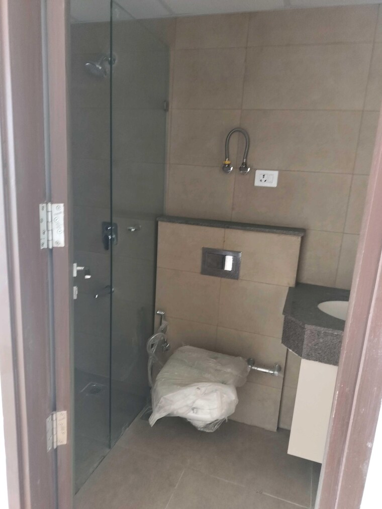 Bathroom, godrej-meridien 3 Bedroom 1855 Sq.Ft. Apartment In Sector 106 Gurgaon 9576765