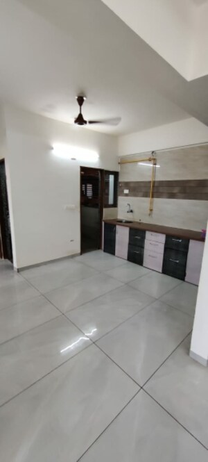 2 BHK Apartment For Rent in Vaishnodevi Circle