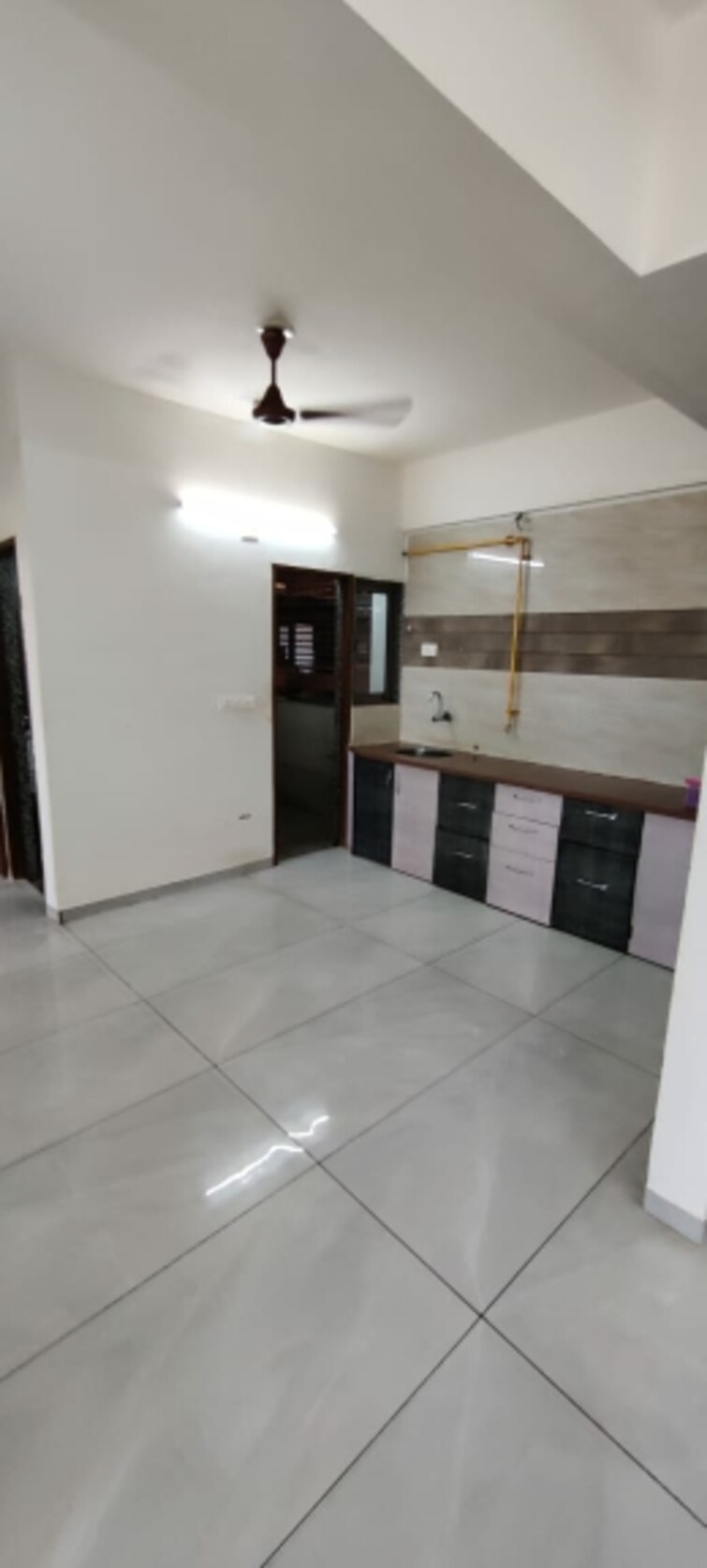 Cover Image, vaishnodevi circle 2 Bedroom 1260 Sq.Ft. Apartment In Vaishnodevi Circle Ahmedabad 9576790