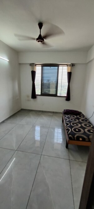 Bedroom in 2 BHK Apartment at Vaishnodevi Circle – for Rent