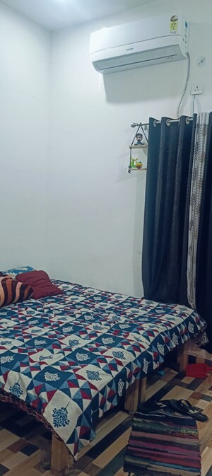  Pg For Rent in Vineet Khand