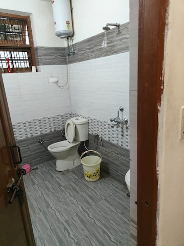 Bathroom in  Pg at Vineet Khand – for Rent