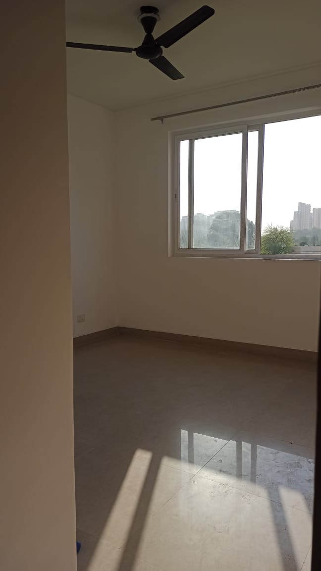 4 BHK + Servant Room 1975 Sq.Ft. Apartment in Emaar Emerald Floors Premier
