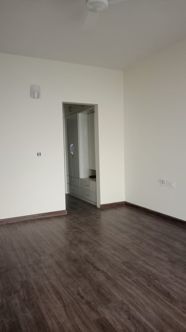 Room, emaar-palm-terraces-select 4 Bedroom 2410 Sq.Ft. Apartment In Sector 66 Gurgaon 9576796