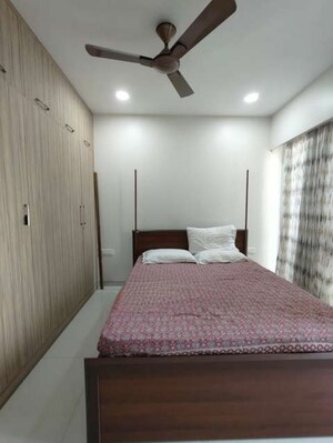 Bedroom in 3 BHK Apartment at Soham Crystal Spires, Thane West – for Rent