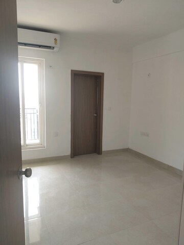 Room in 3 BHK Apartment at ATS Tourmaline, Sector 109 – for Sale