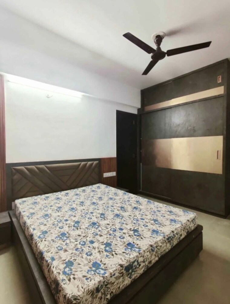 Bedroom, vaishnodevi circle 3 Bedroom 1530 Sq.Ft. Apartment In Vaishnodevi Circle Ahmedabad 9576801