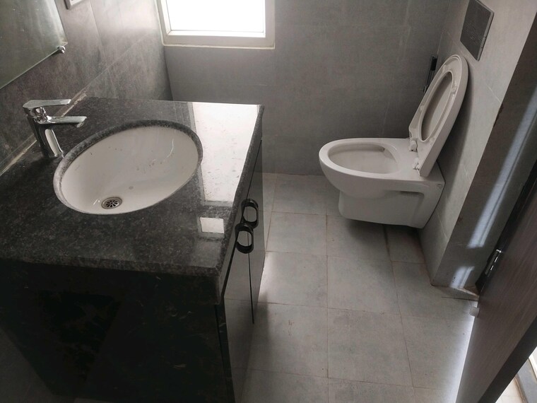 Bathroom, hero-homes-gurgaon 3 Bedroom 1359 Sq.Ft. Apartment In Sector 104 Gurgaon 9576800