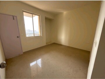 Room in 3 BHK Apartment at Sare Home, Sector 92 – for Sale